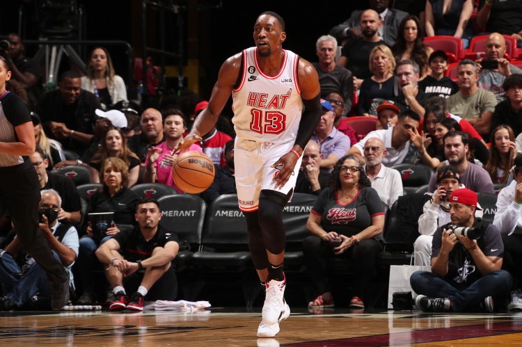 sohu搜狐首页-帕森斯：教练把球员留场上破纪录是常规操作 这次被放大只因83分